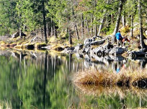 Taubensee, Bergsee in Deutschland auf der Grenze zu Österreich